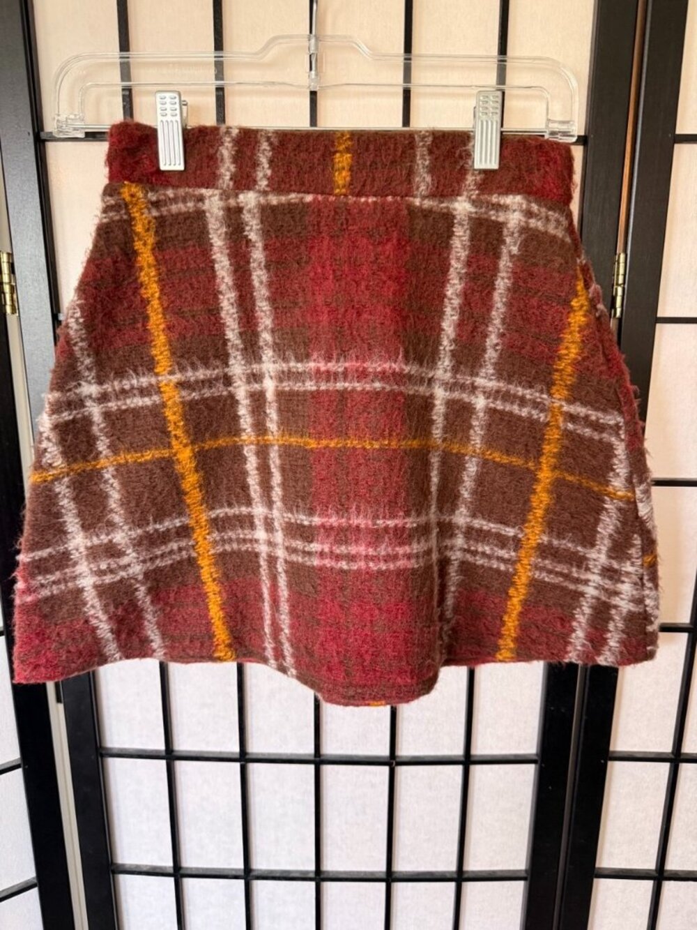 ZARA NWT Fuzzy Plaid Mini Skirt Brown Burgundy Fall 2026 Trend M